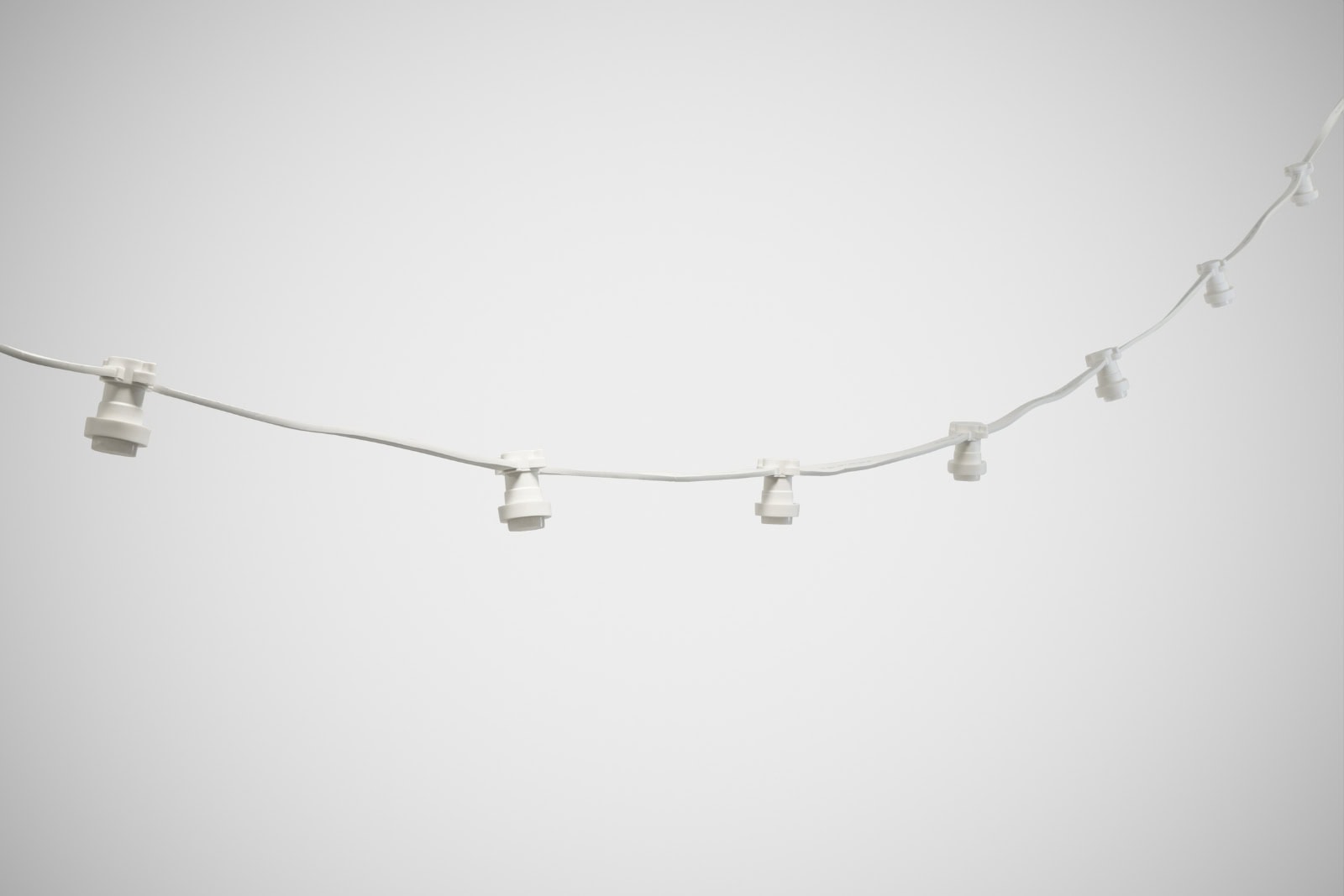 Lichterkette 5 Meter · Weißes Kabel · 15 Fassungen · Verbindbar · Ohne Lämpchen