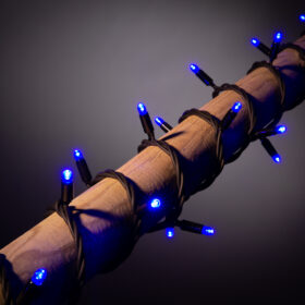 blaue Weihnachtslämpchen