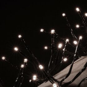 Cluster-Beleuchtung Eisweiß