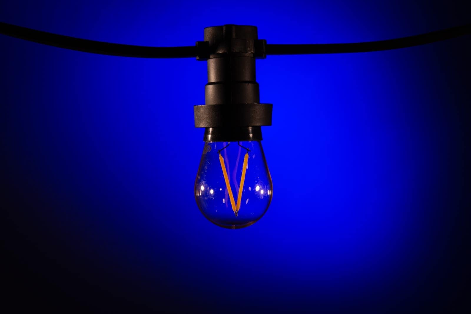 Festbeleuchtung aussen filament dimmbar