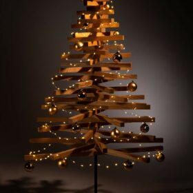 hölzerner weihnachtsbaum dekorieren weihnachtskugeln gold