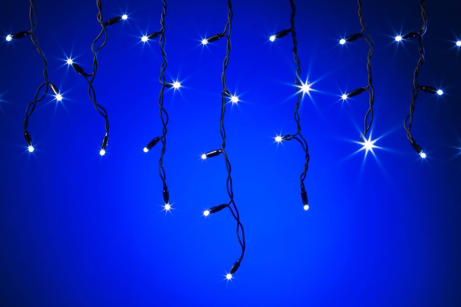 Eiszapfenbeleuchtung kaltweiß