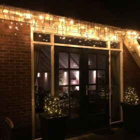 Beleuchtung für Eiszapfen warmweiß