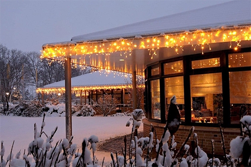 Eiszapfenbeleuchtung im Freien
