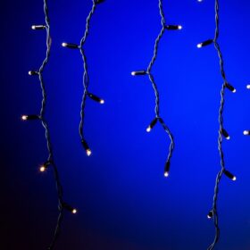 Eiszapfenbeleuchtung · Klassisches Warmweiß · Schwarzes Kabel · 2m x 1m · IP67