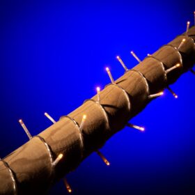 LED-Weihnachtsbeleuchtung weißes Kabel