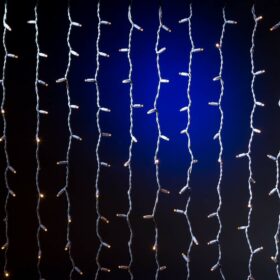 Weihnachtsbeleuchtung Lichtervorhang