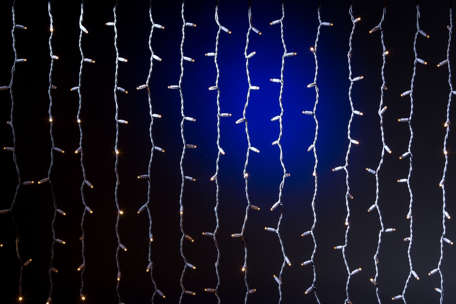 Weihnachtsbeleuchtung Lichtervorhang