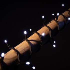 Weihnachtsbeleuchtung weiß