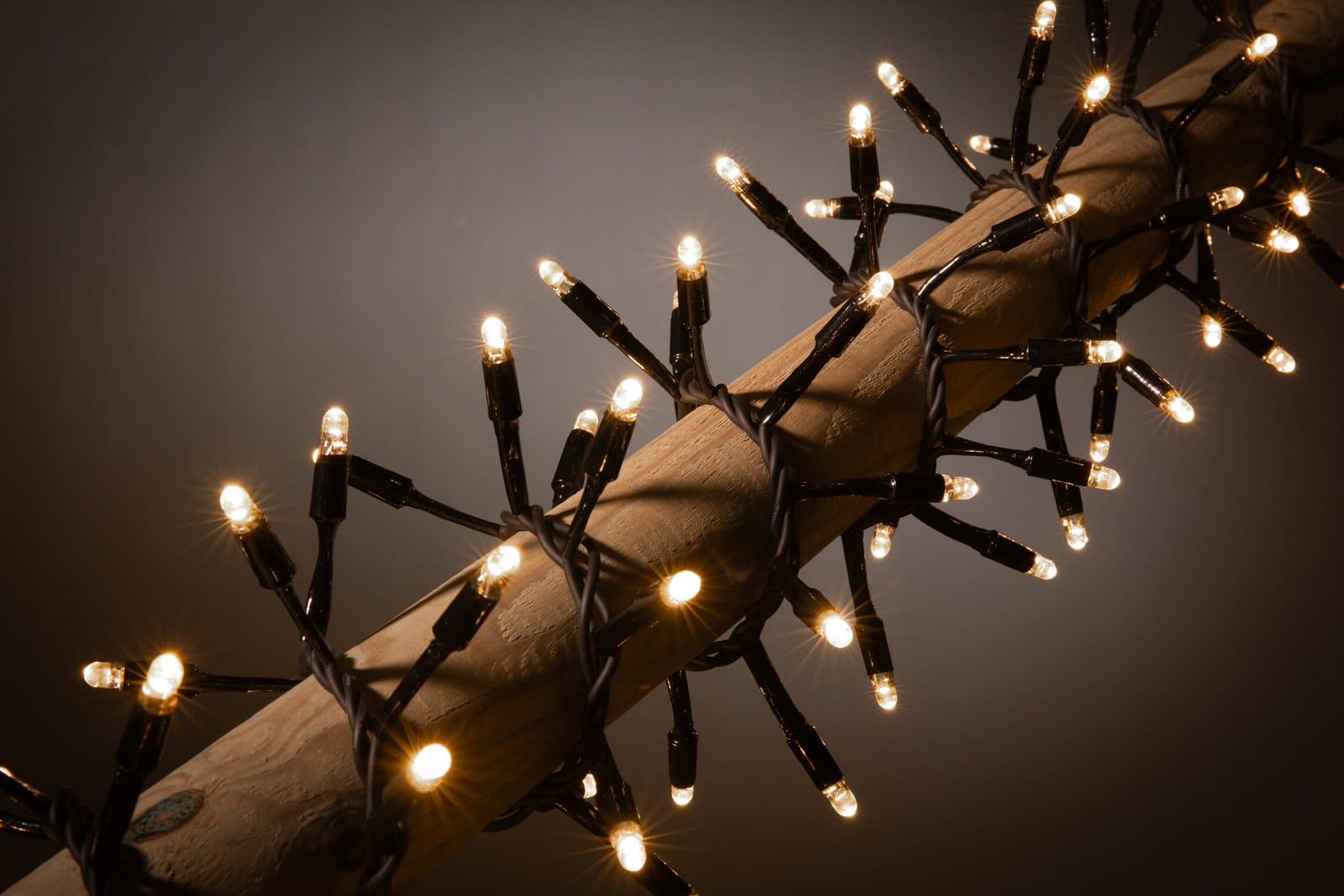 verbindbare weihnachtsbeleuchtung kompakt IP67 modern warm weiß blynx connect