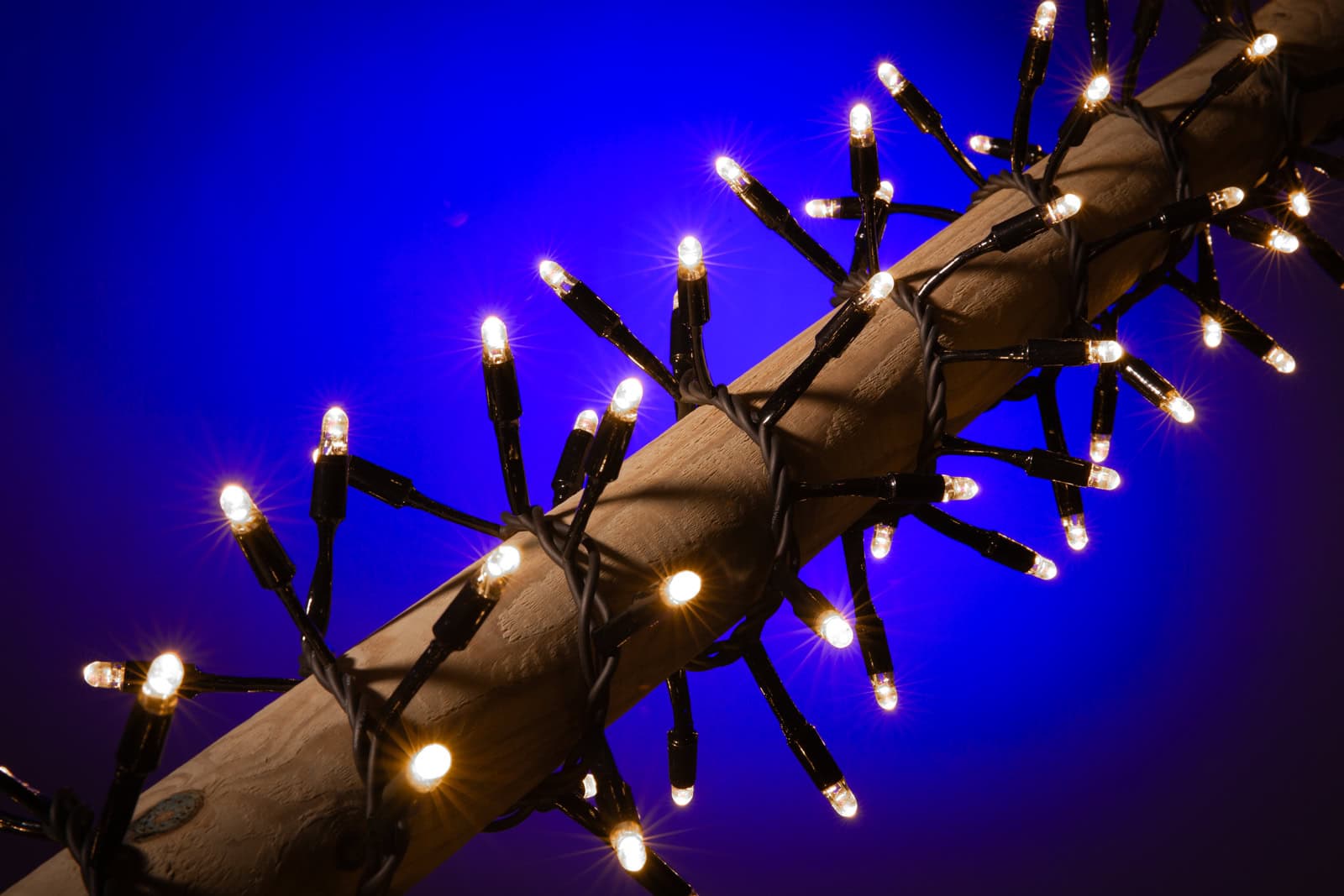 verbindbare weihnachtsbeleuchtung kompakt modern warm weiß blynx connect ip67