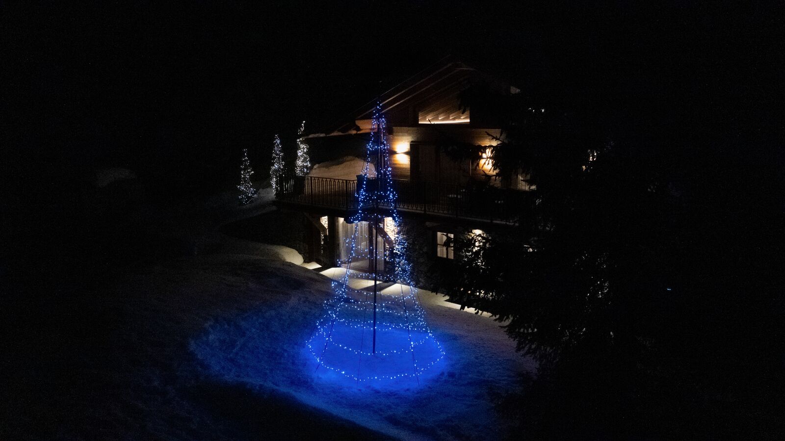 Fahnenmast Beleuchtung Twinkly